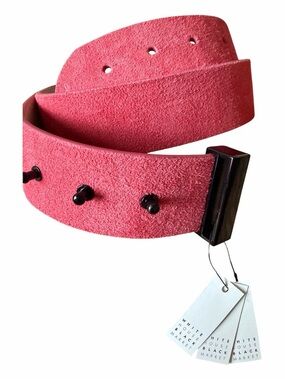 White House Black Market Pink Suede Women's Belt Black Buckle SIZE SMALL NEW